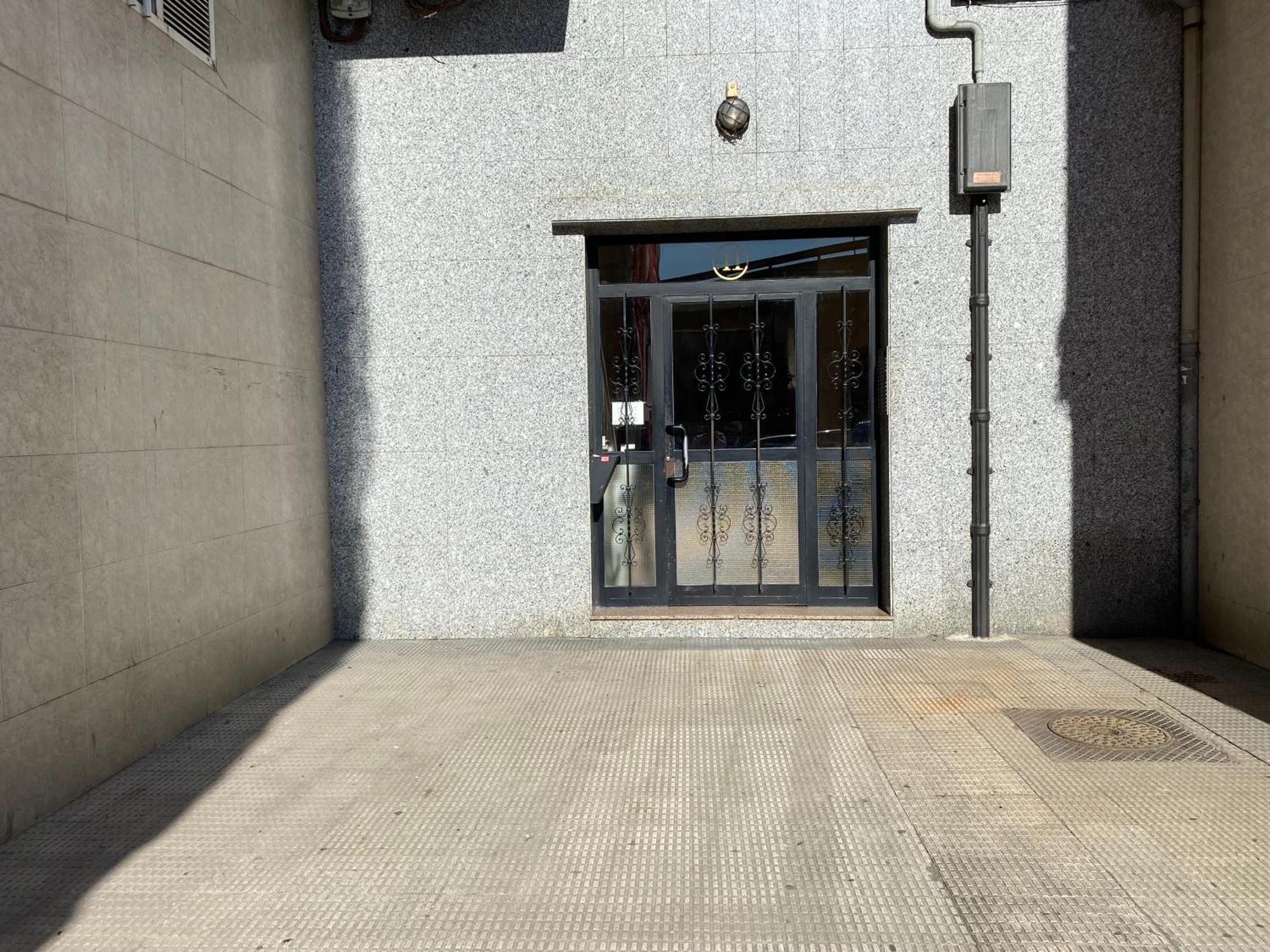 Piso Deluxe Centro Cerca Del Bec Apartment Barakaldo Bagian luar foto