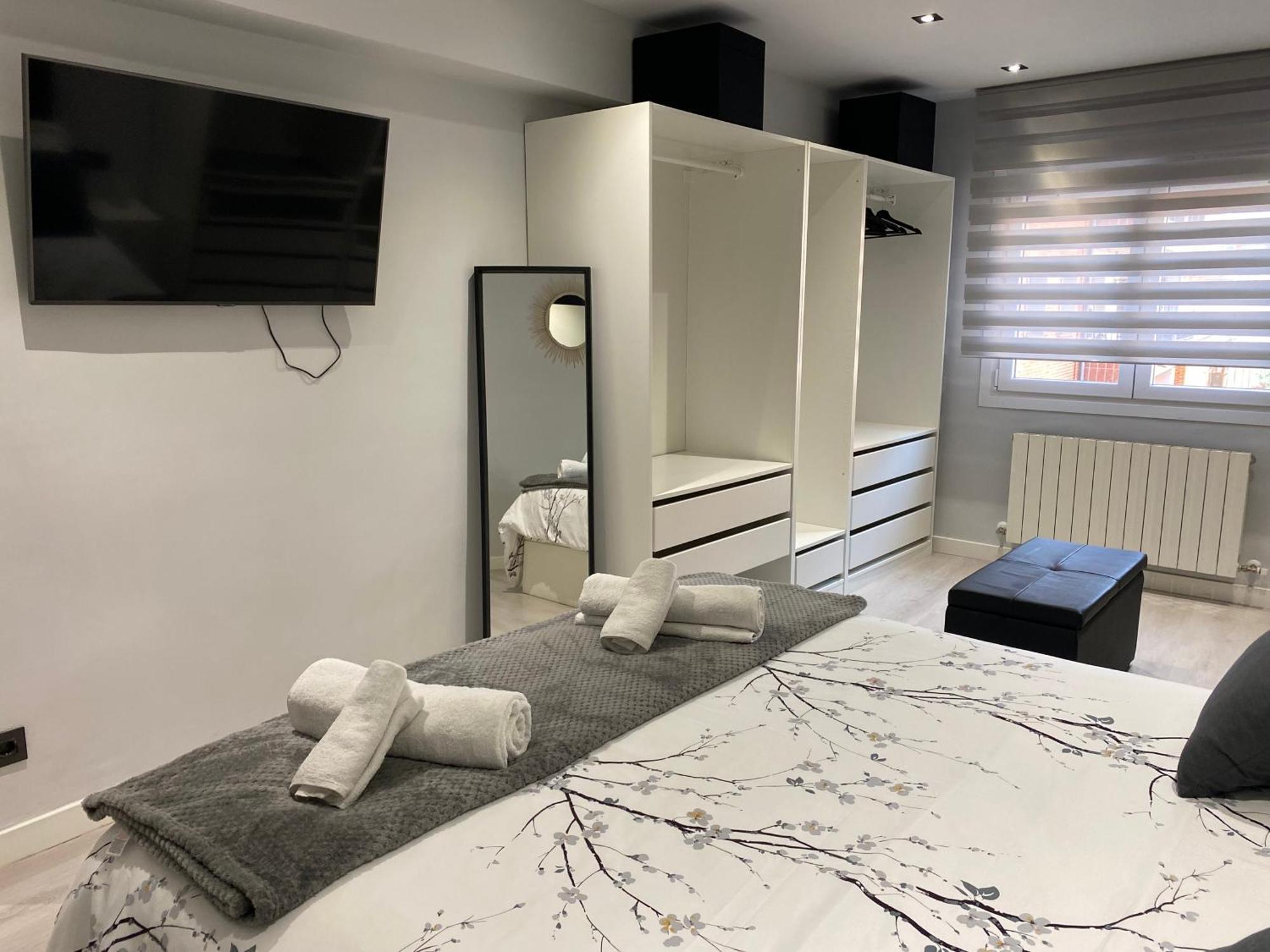 Piso Deluxe Centro Cerca Del Bec Apartment Barakaldo Bagian luar foto